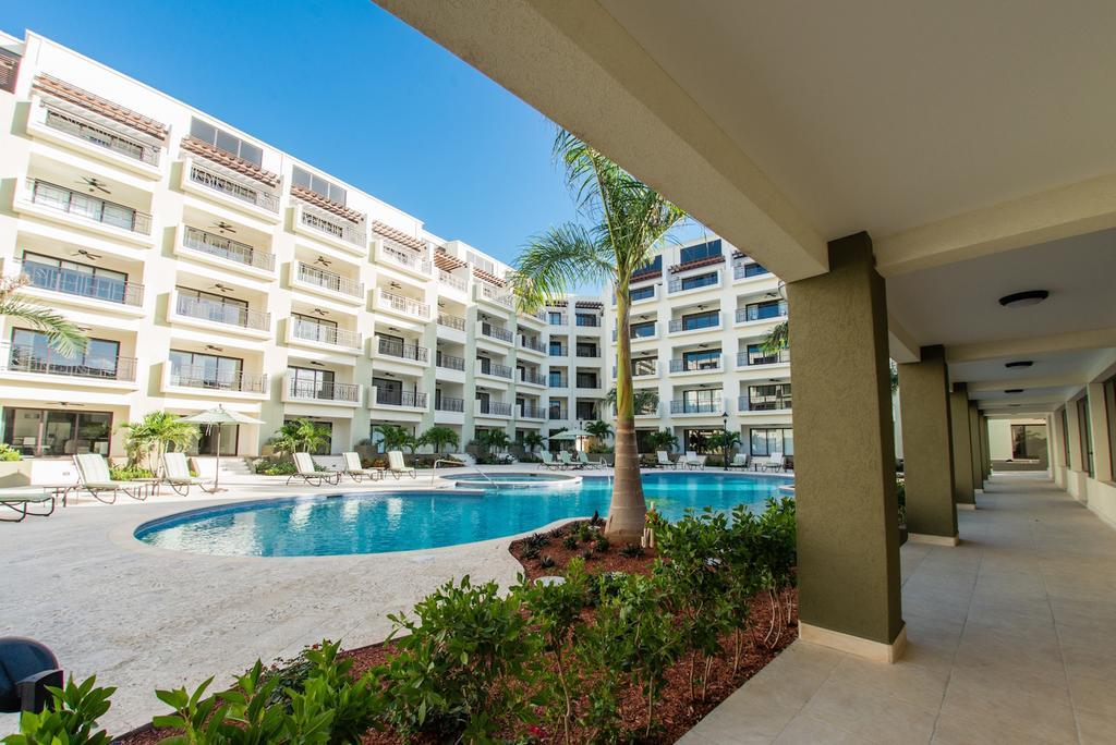 Palmaruba Condos Palm Beach Exterior foto