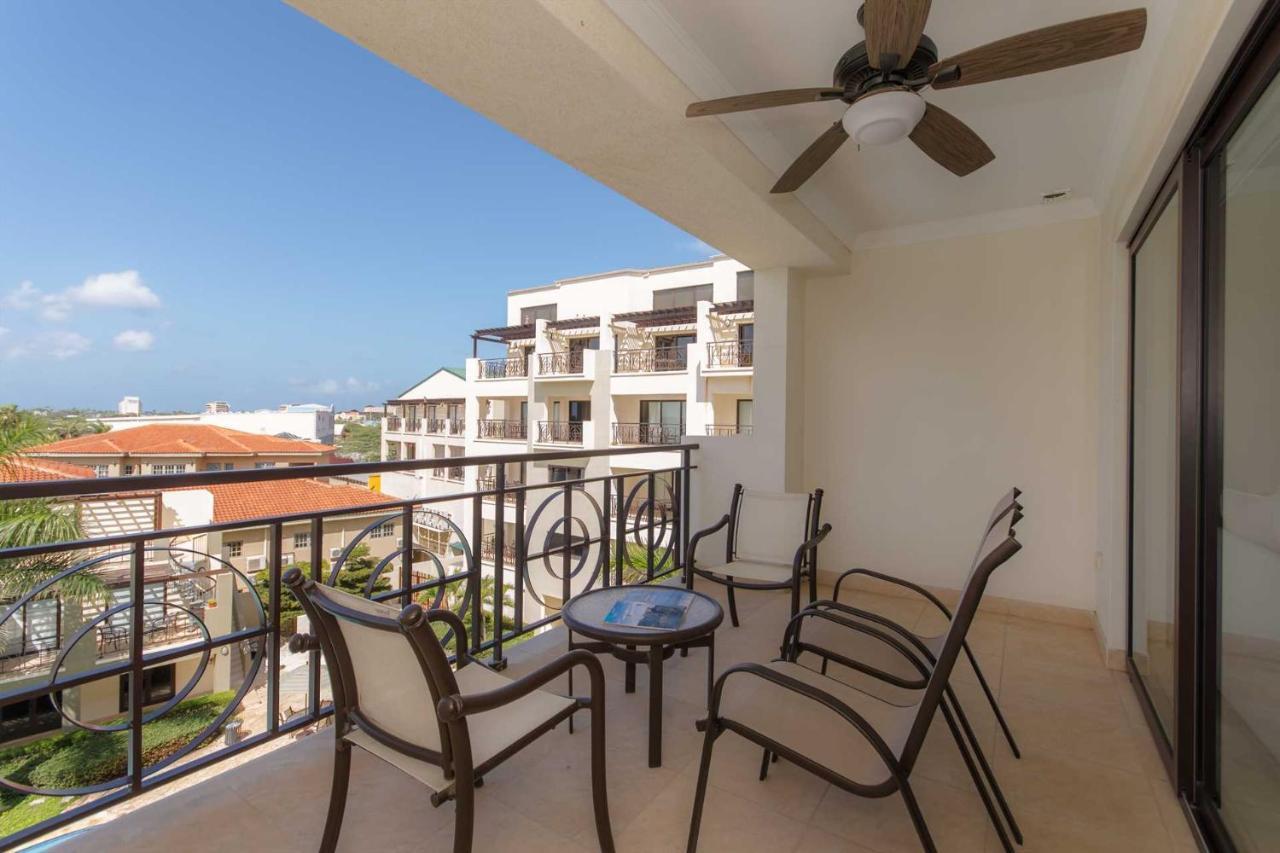 Palmaruba Condos Palm Beach Exterior foto