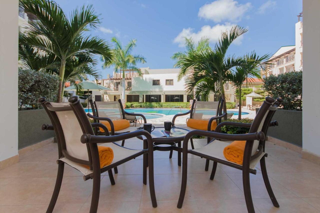 Palmaruba Condos Palm Beach Exterior foto