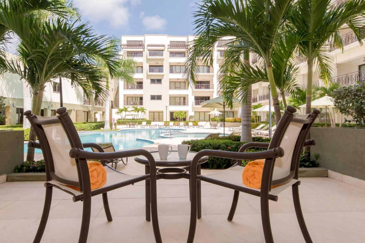 Palmaruba Condos Palm Beach Exterior foto